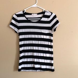 Black and white striped T-shirt with pocket